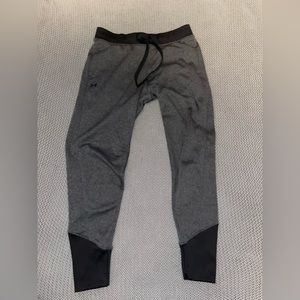 Under Armor Joggers. Size: S